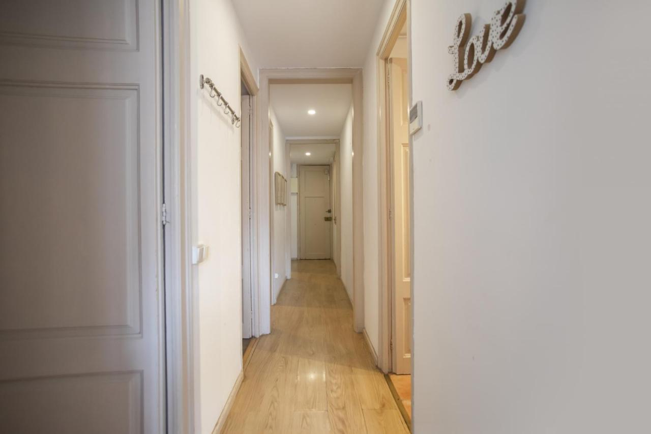 32Par1009 - Big And Spacious Apartment Downtown Barselona Dış mekan fotoğraf